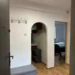 Misio Dwa Apartment